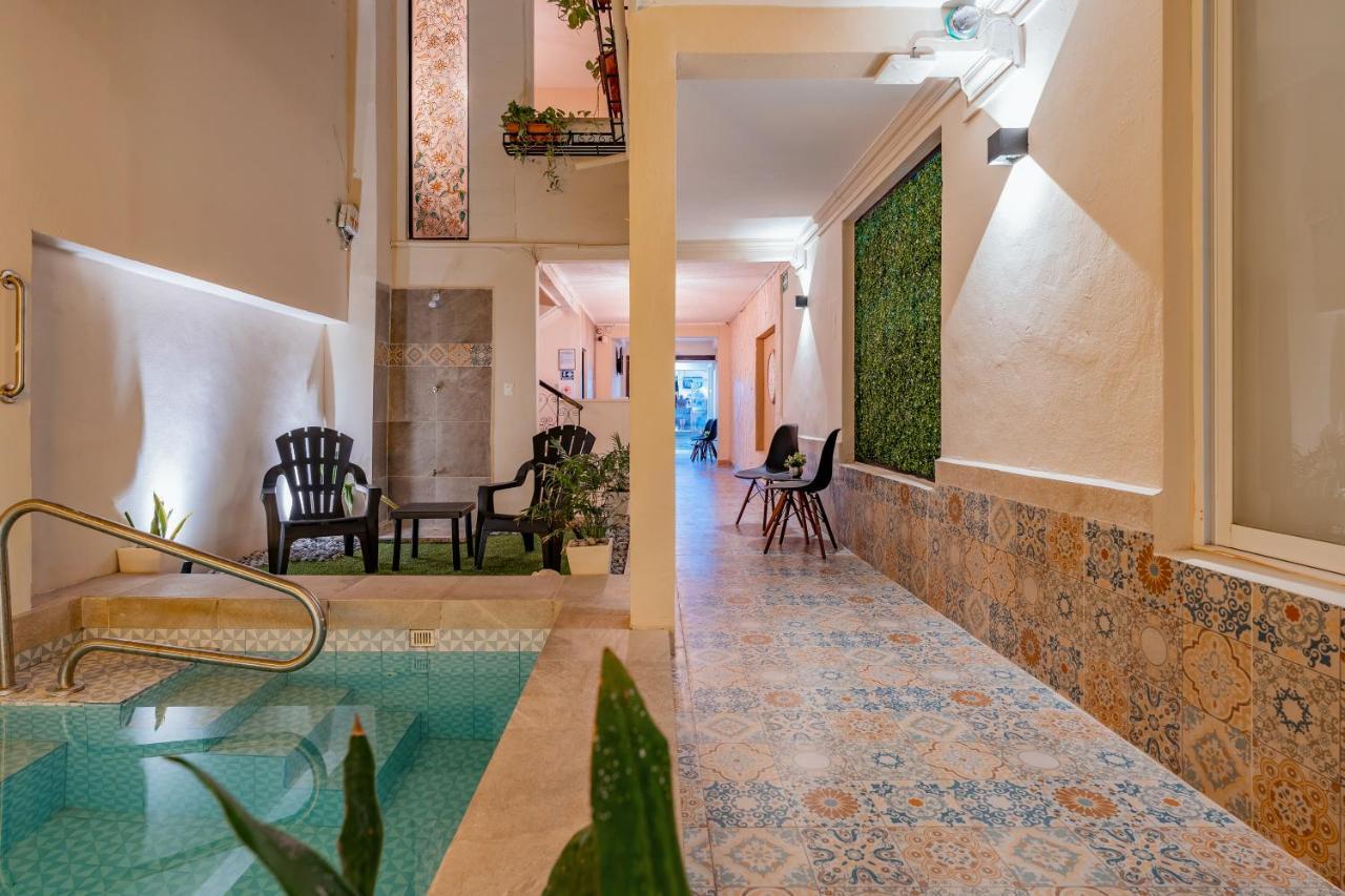 Hotel Brisas 5A Av, Плая дел Кармен Екстериор снимка