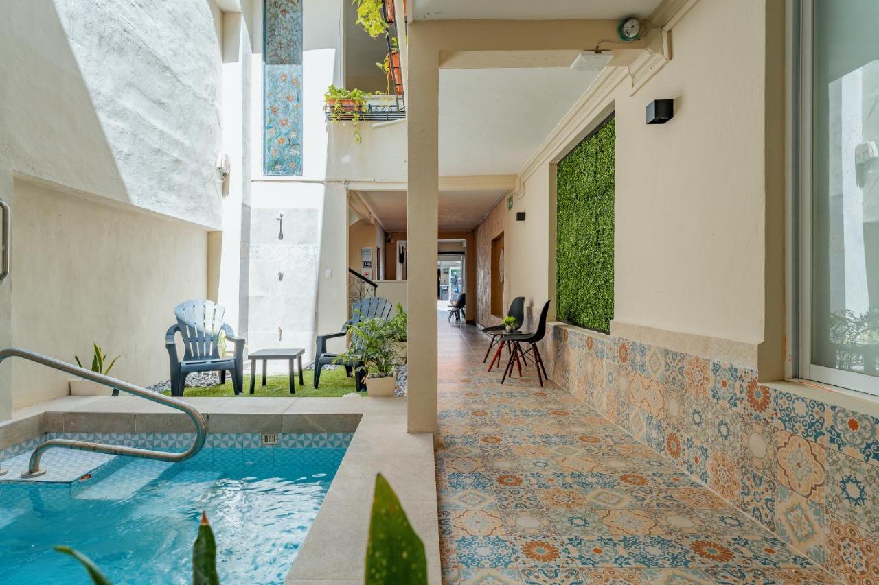 Hotel Brisas 5A Av, Плая дел Кармен Екстериор снимка