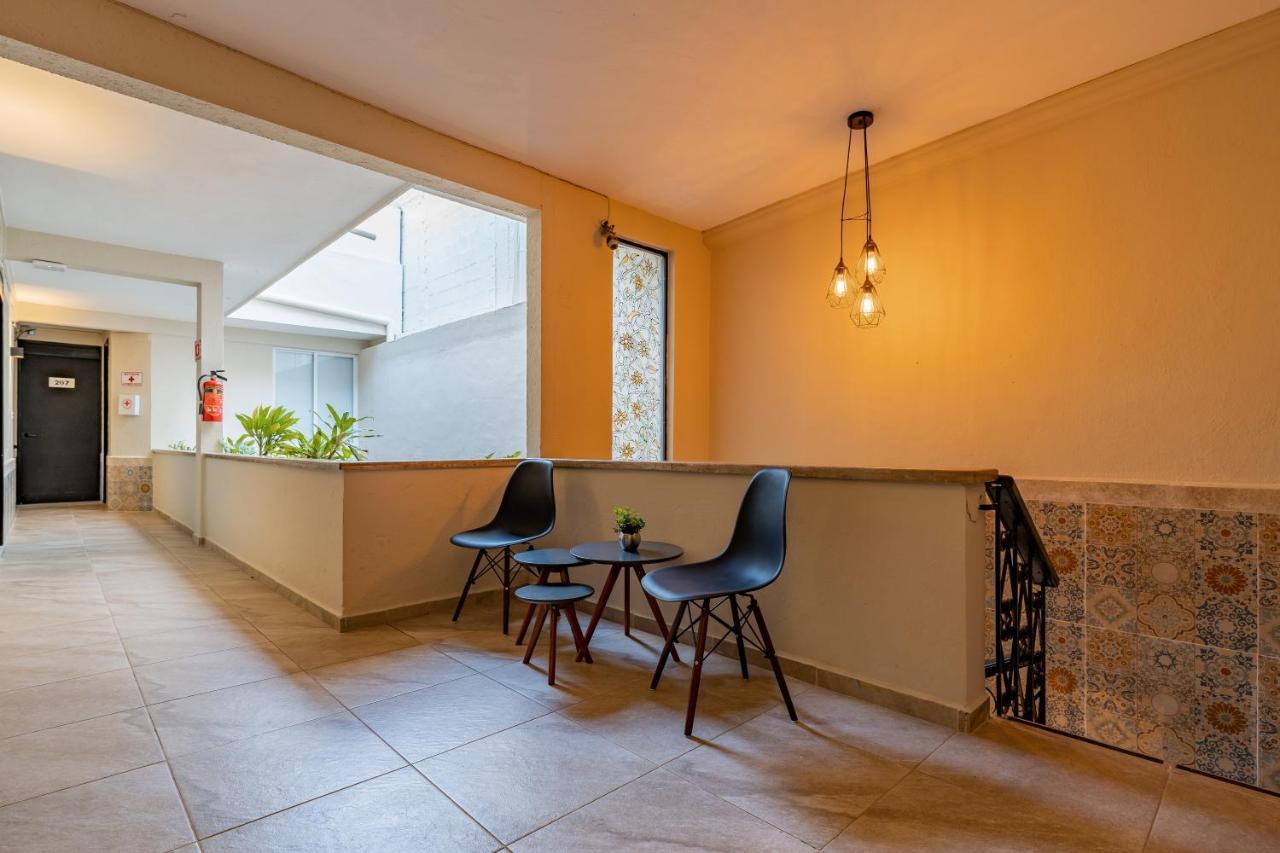 Hotel Brisas 5A Av, Плая дел Кармен Екстериор снимка