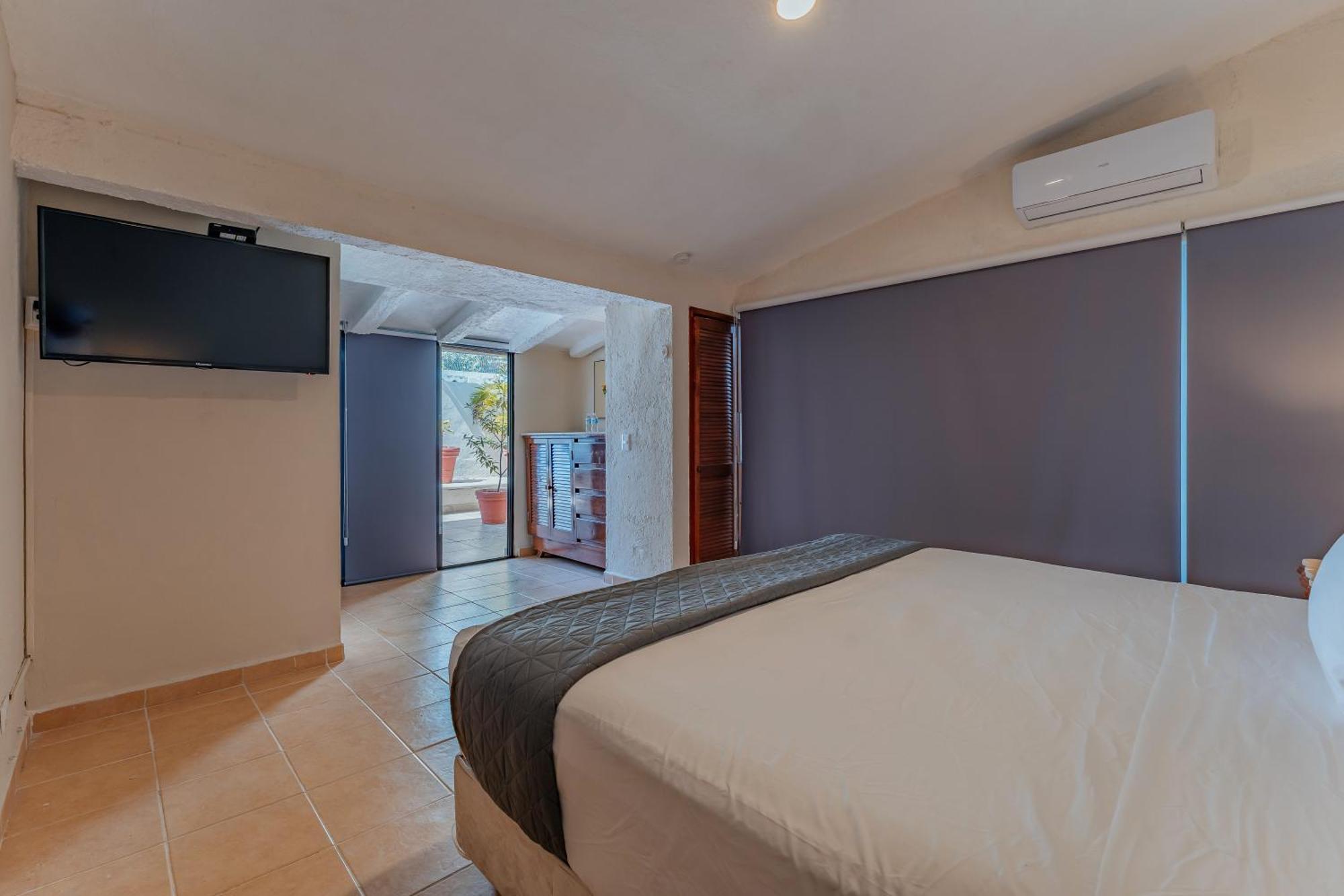 Hotel Brisas 5A Av, Плая дел Кармен Екстериор снимка