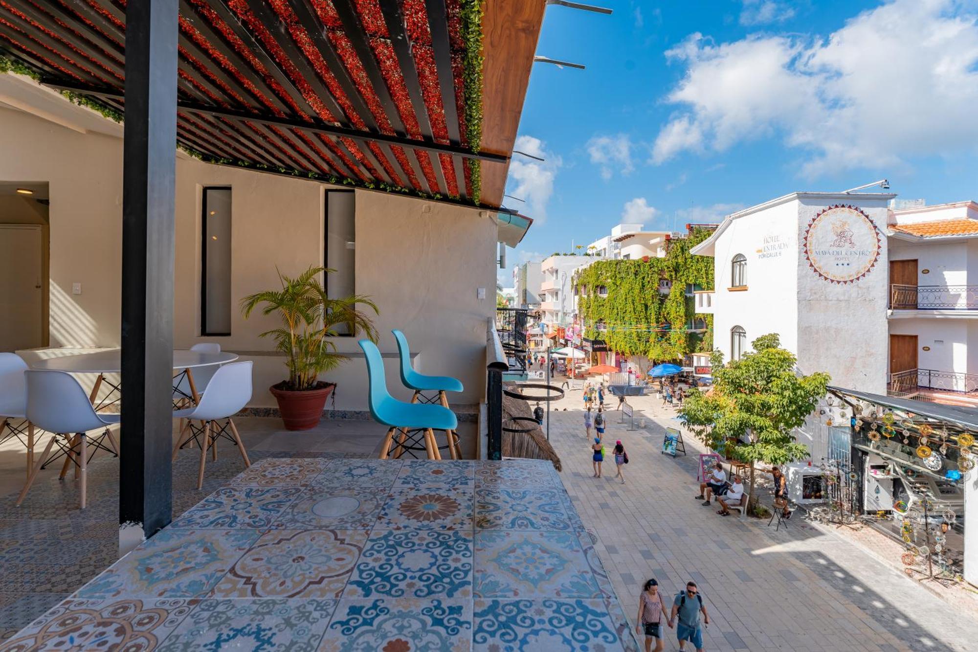 Hotel Brisas 5A Av, Плая дел Кармен Екстериор снимка